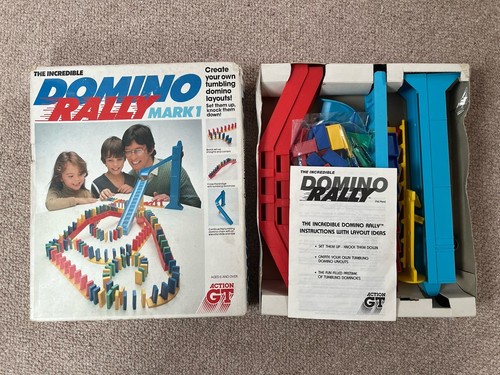 Action domino rally - action,