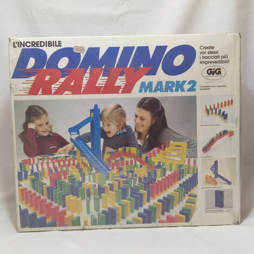 Domino rally mark gig - rally, 2
