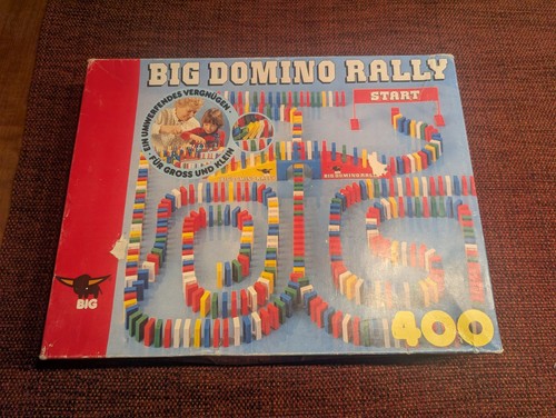 Big domino rally - -, 460
