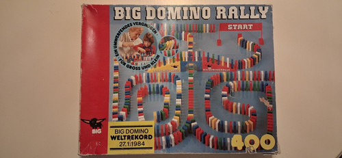 Big domino rally vintage - domino,